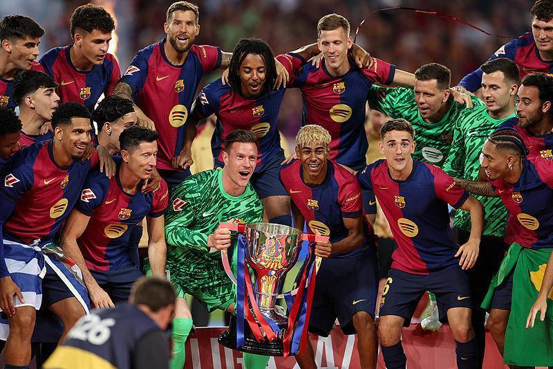 了奥地利更 了奥地利更