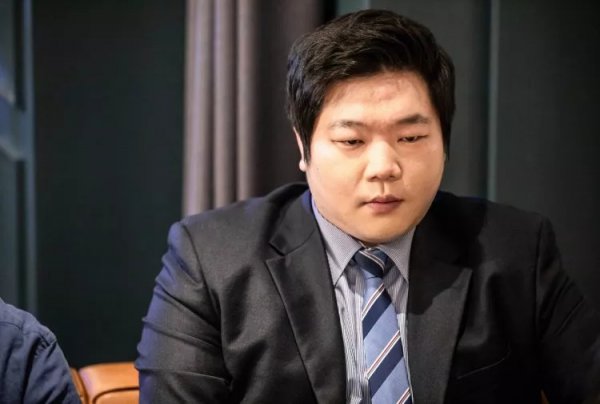 在这里接受 在这里接受