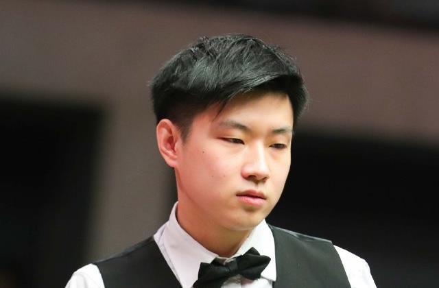 赛事中夺下 赛事中夺下